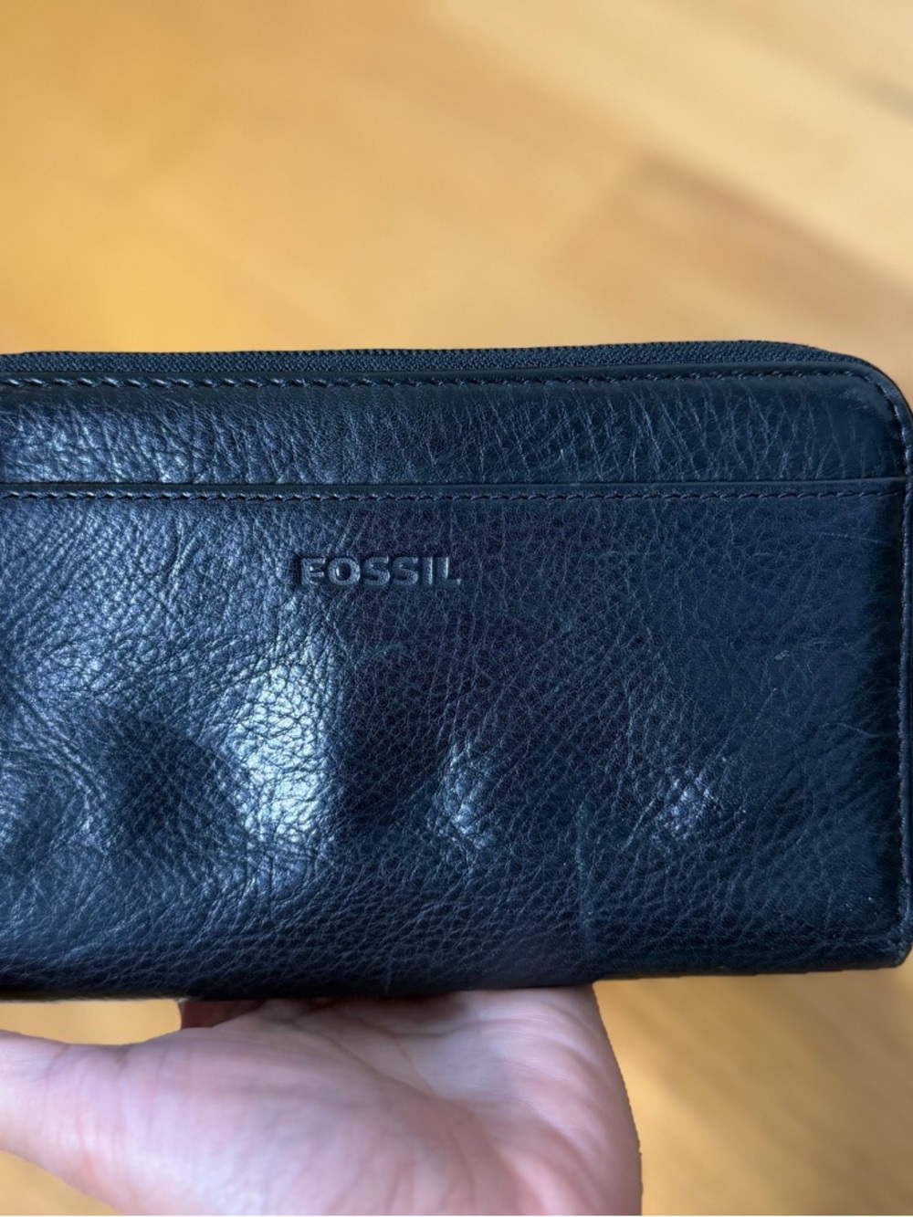 Fossil Black Leather Crossbody Bag Wallet Organizer Purse EUC Zip Solid Black - Picture 2 of 16